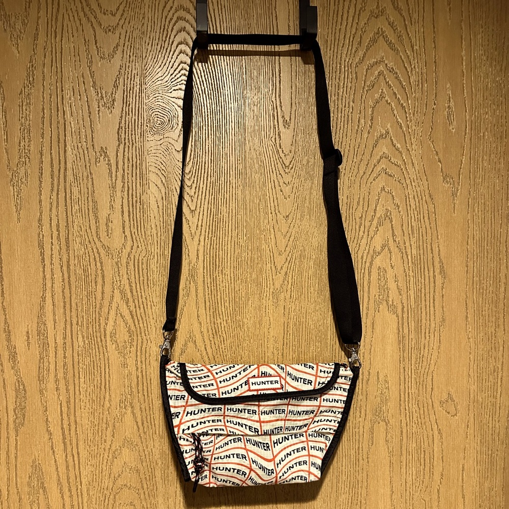 Hunter Cross Body Bag